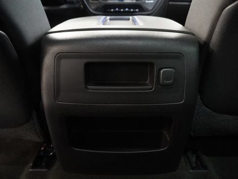 Used 2015 Chevrolet Silverado 1500 LTZ AWD/4WD image 27
