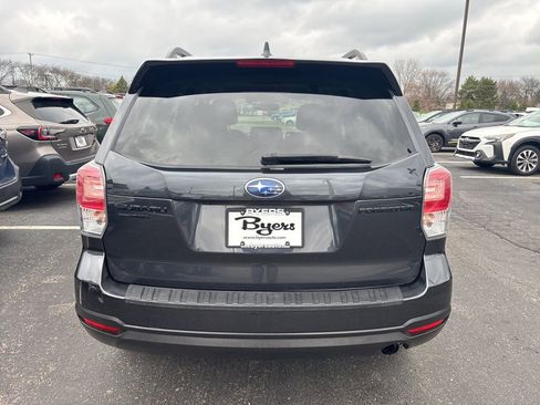 Used 2018 Subaru Forester 2.5i Premium w/ Popular Package #3B image 4