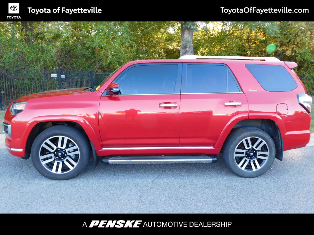 Used 2023 Toyota 4Runner Limited AWD/4WD image 2