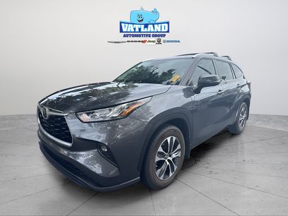 Used 2020 Toyota Highlander XLE