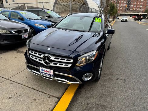 Used 2018 Mercedes-Benz GLA 250 4MATIC image 8