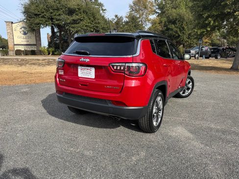 Used 2018 Jeep Compass Limited w/ Navigation Group image 38