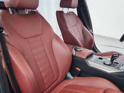 Used 2022 BMW 330i Sedan w/ M Sport Package image 24