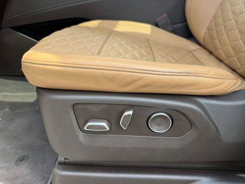 Certified 2023 Cadillac Escalade ESV Sport w/ LPO, ONYX Package AWD/4WD image 16