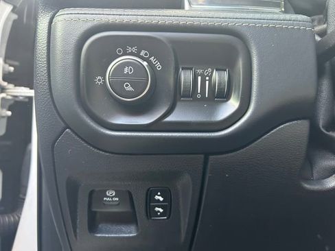 Used 2020 RAM 1500 Limited AWD/4WD image 19