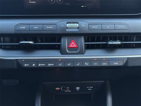 New 2025 Kia K4 LXS image 22