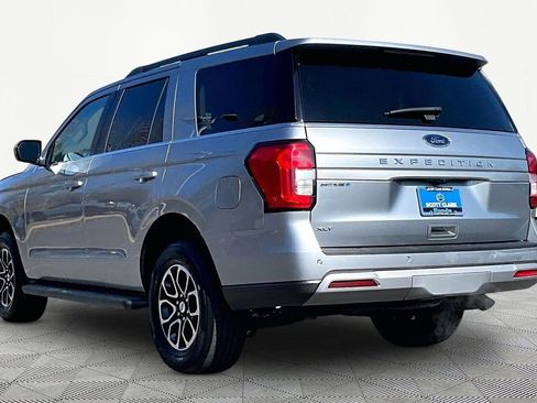Used 2024 Ford Expedition XLT image 4