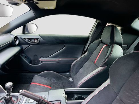 Used 2024 Subaru BRZ Limited w/ Popular Package 1 RWD image 22