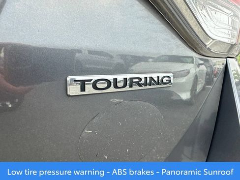 Used 2016 Honda Odyssey Touring image 4