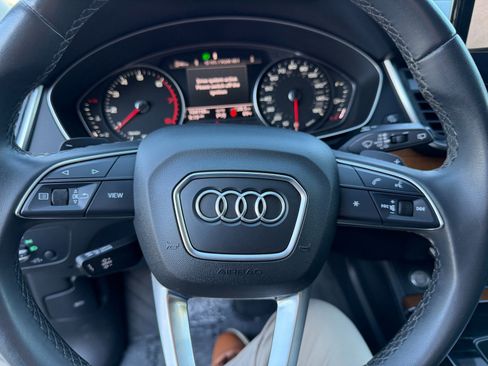 Used 2022 Audi Q5 2.0T Premium image 13