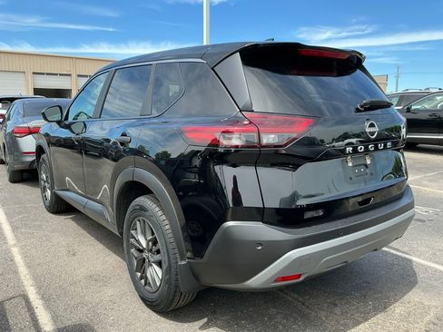 Used 2023 Nissan Rogue S FWD image 5