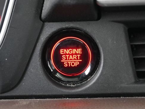 Used 2023 Honda Pilot Elite image 28
