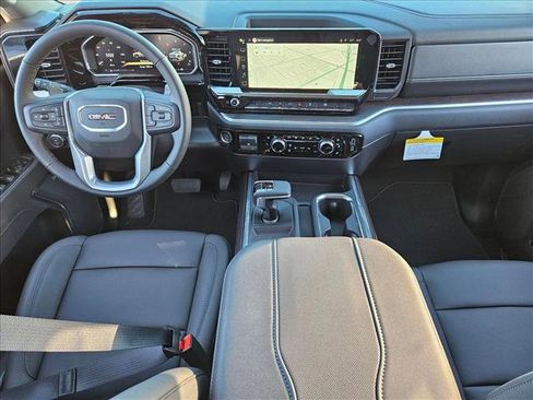 New 2026 GMC Sierra 1500 SLT w/ SLT Convenience Package image 15