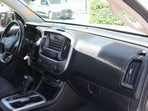 Used 2018 Chevrolet Colorado LT RWD image 31