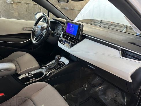 Used 2023 Toyota Corolla SE image 31