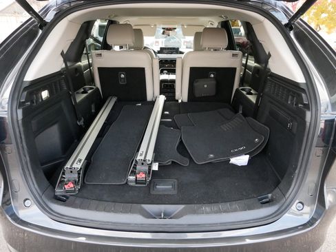 Used 2024 MAZDA CX-90 Plug-In Hybrid w/ Preferred image 18