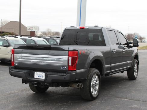 Used 2022 Ford F250 Platinum w/ FX4 Off-Road Package image 9