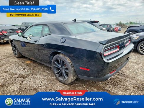 Used 2018 Dodge Challenger SXT Plus RWD image 3
