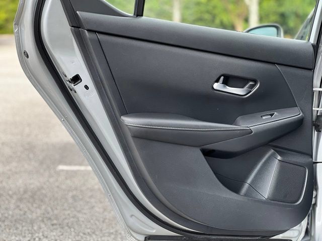 Used 2021 Nissan Sentra SV FWD image 14