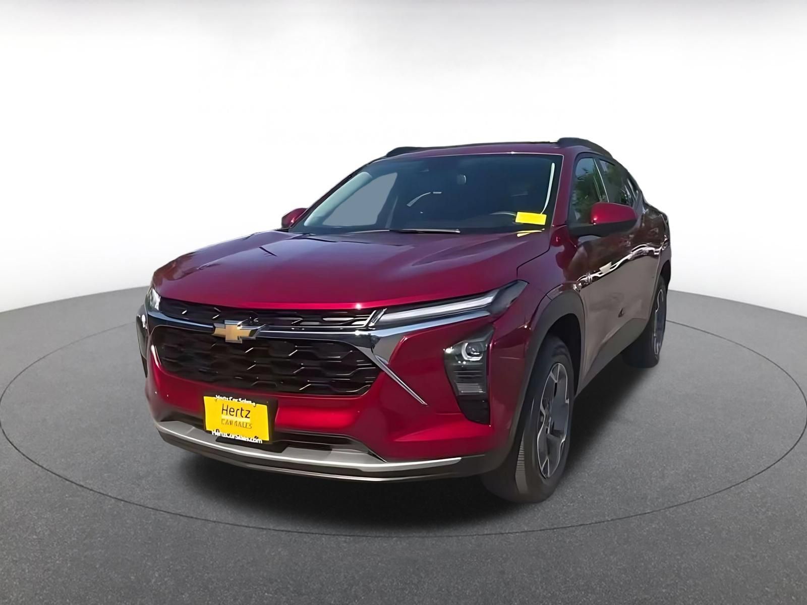 Used 2025 Chevrolet Trax LT FWD image 6