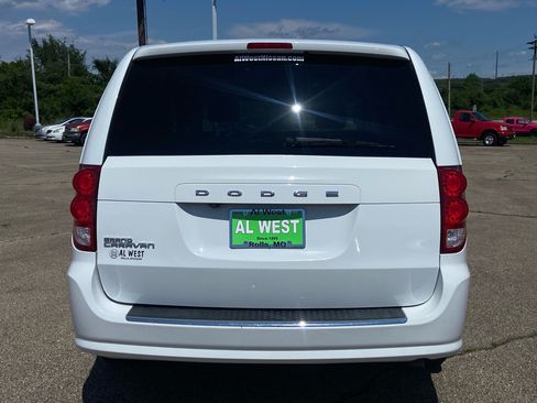 Used 2017 Dodge Grand Caravan SE w/ Power Window Group FWD image 4