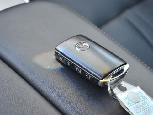 Used 2024 MAZDA CX-90 3.3 Turbo w/ Preferred Package AWD/4WD image 26