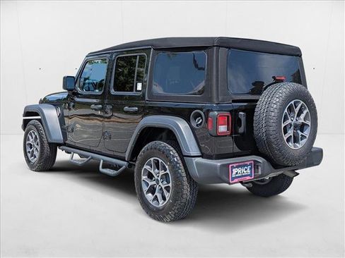 Used 2024 Jeep Wrangler Sport S image 7