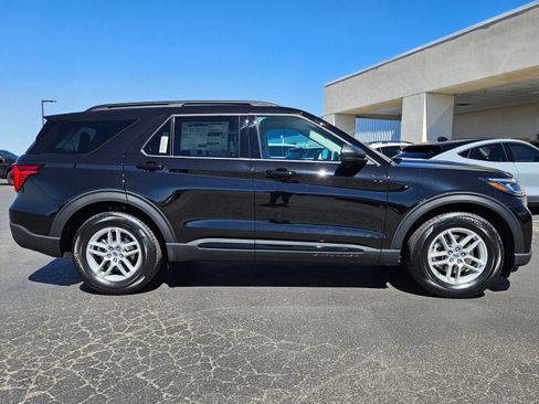 New 2026 Ford Explorer Active w/ Active Comfort Package RWD image 4