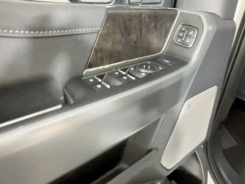 Used 2024 Ford F350 Lariat w/ Lariat Ultimate Package AWD/4WD image 17
