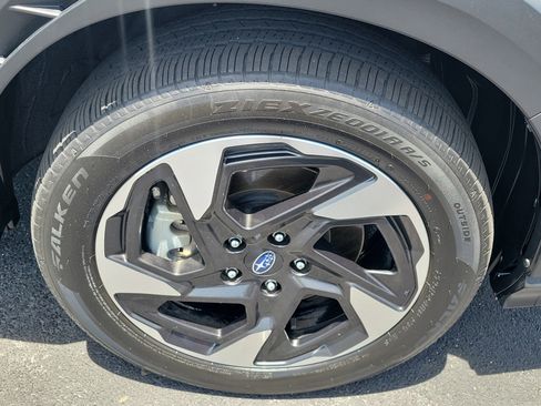 Certified 2024 Subaru Crosstrek 2.5i Limited AWD/4WD image 8