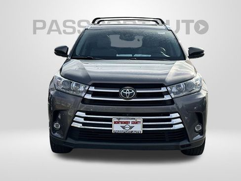 Used 2019 Toyota Highlander Limited Platinum image 7