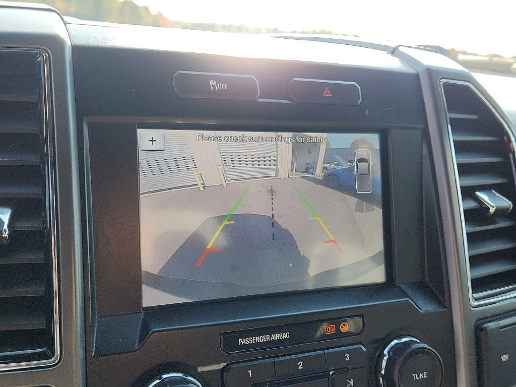 Used 2019 Ford F250 XLT w/ XLT Premium Package AWD/4WD image 18