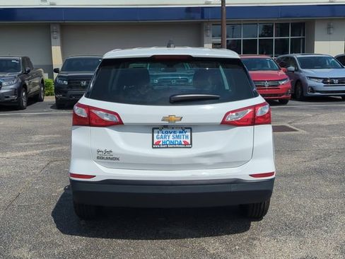 Used 2021 Chevrolet Equinox LS FWD image 5