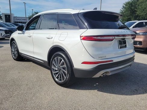 Certified 2023 Lincoln Corsair Reserve FWD image 4