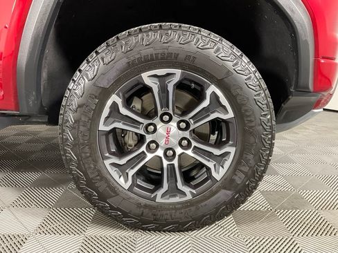 Used 2023 GMC Canyon AT4 w/ Technology Package AWD/4WD image 10