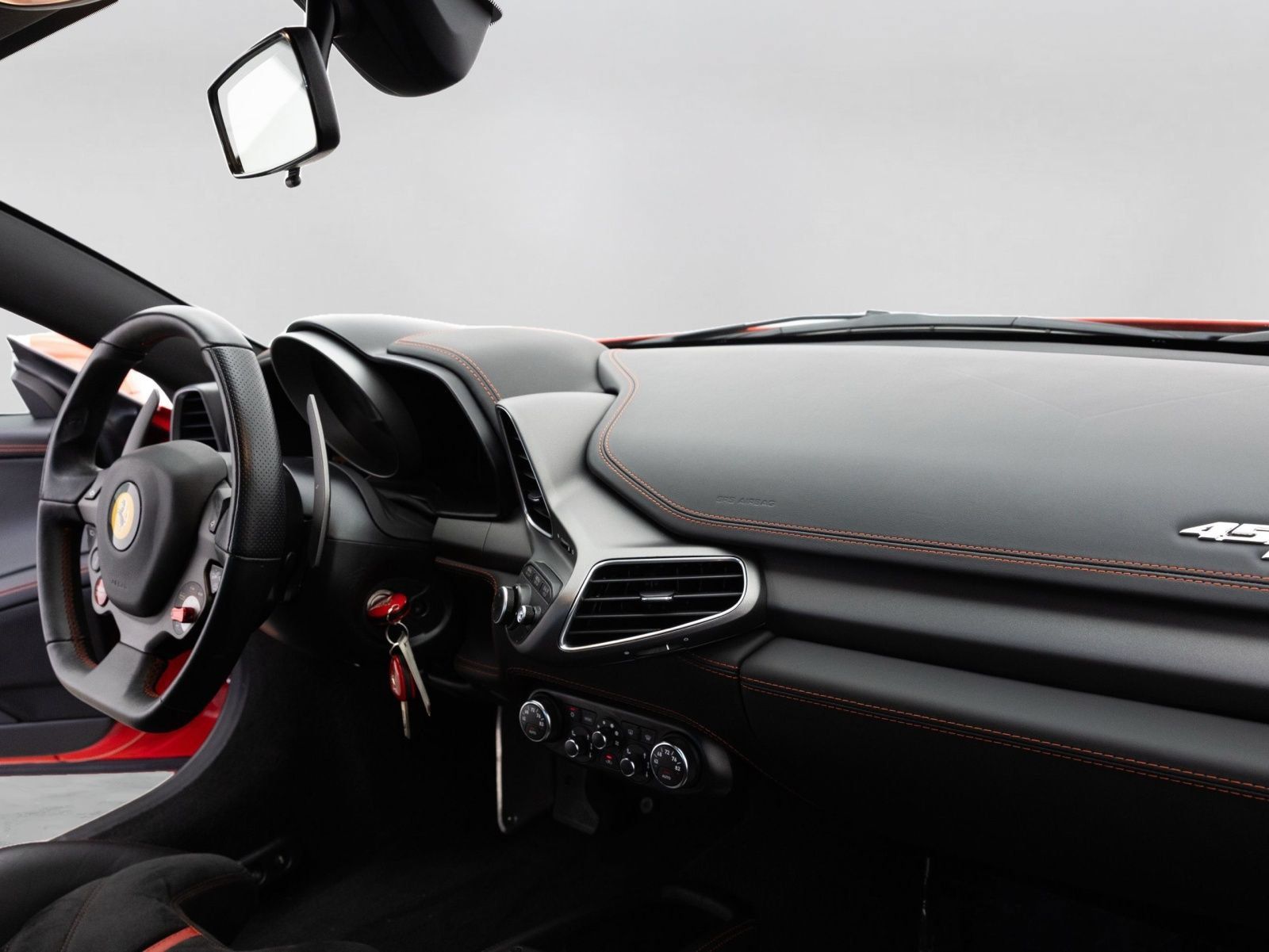 Used 2012 Ferrari 458 Italia Coupe RWD image 22