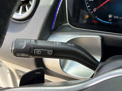 Used 2021 Mercedes-Benz GLB 250 4MATIC image 41