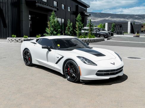 Used 2015 Chevrolet Corvette Stingray Coupe w/ 2LT Preferred Equipment Group RWD image 7