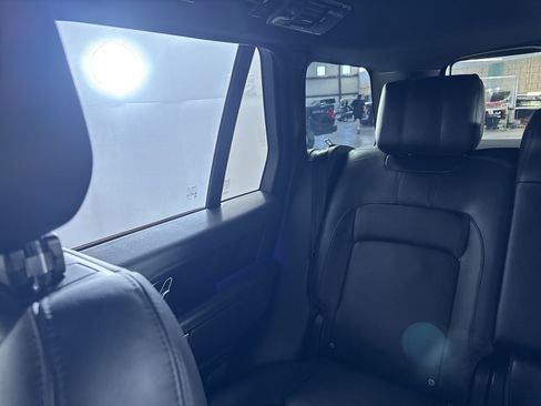 Used 2022 Land Rover Range Rover Westminster Edition AWD/4WD image 12