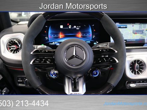 Used 2025 Mercedes-Benz G 63 AMG 4MATIC image 21
