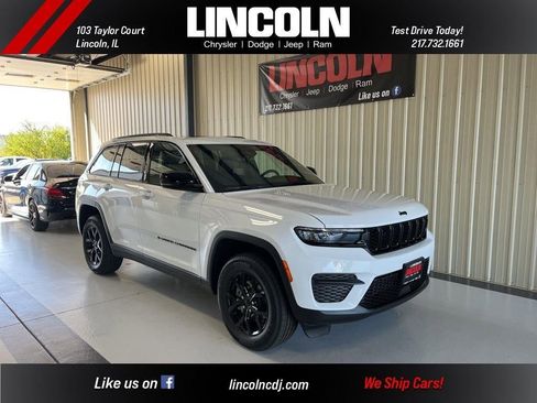 New 2025 Jeep Grand Cherokee Altitude image 6