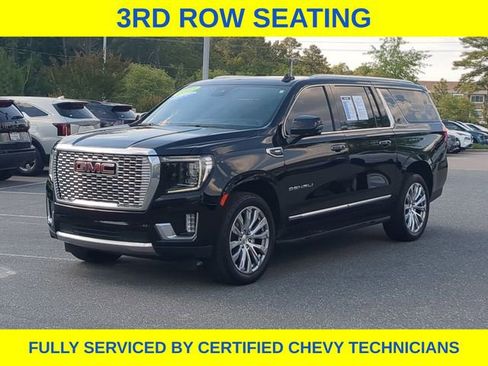 Used 2023 GMC Yukon XL Denali AWD/4WD image 11