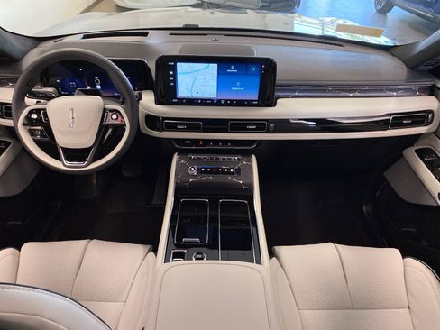 New 2026 Lincoln Aviator Black Label AWD/4WD image 41