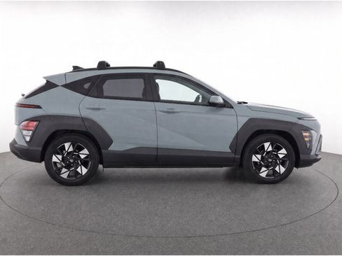 Certified 2024 Hyundai Kona SEL FWD image 7