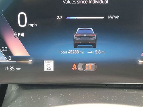 Certified 2024 BMW iX xDrive50 w/ Premium Package AWD/4WD image 32