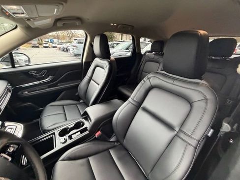 New 2026 Lincoln Corsair Premiere image 13