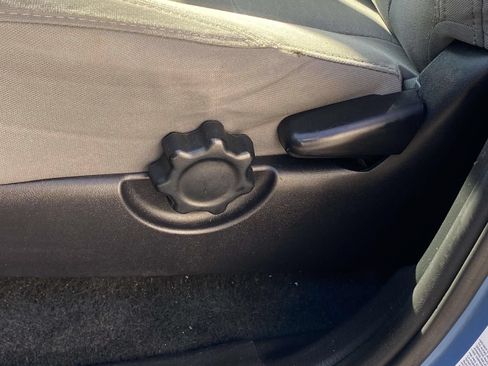 Used 2019 Toyota Tacoma SR5 RWD image 16
