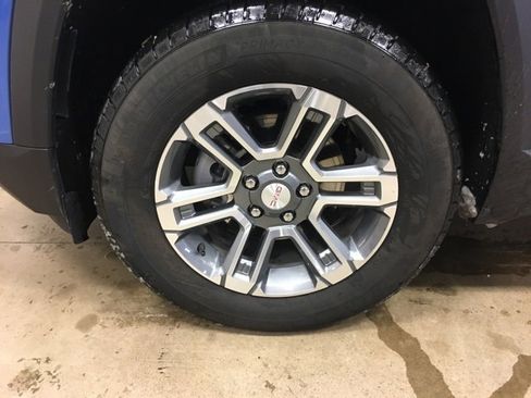 Used 2025 GMC Terrain Elevation image 11