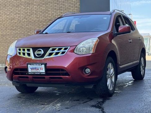 Used 2013 Nissan Rogue SV w/ Premium Pkg AWD/4WD image 18