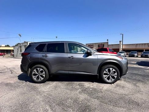 Certified 2023 Nissan Rogue SV image 4